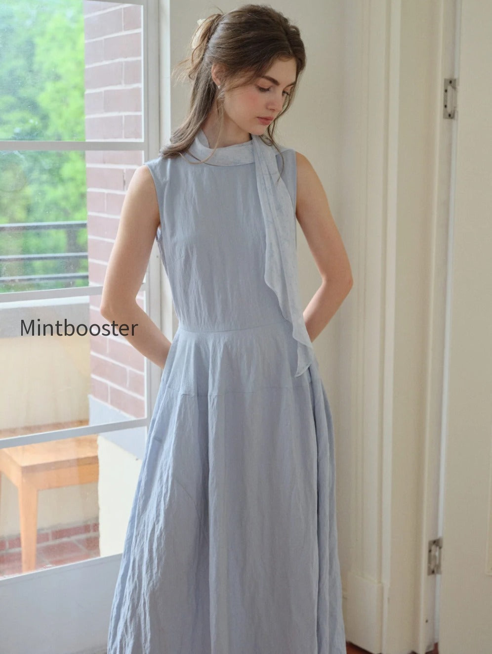 maci-round-neck-simple-dress