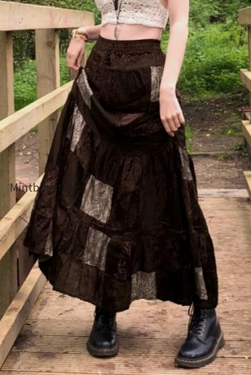 vintage-inspired-color-block-velvet-skirt