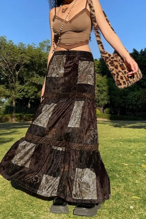 vintage-inspired-color-block-velvet-skirt