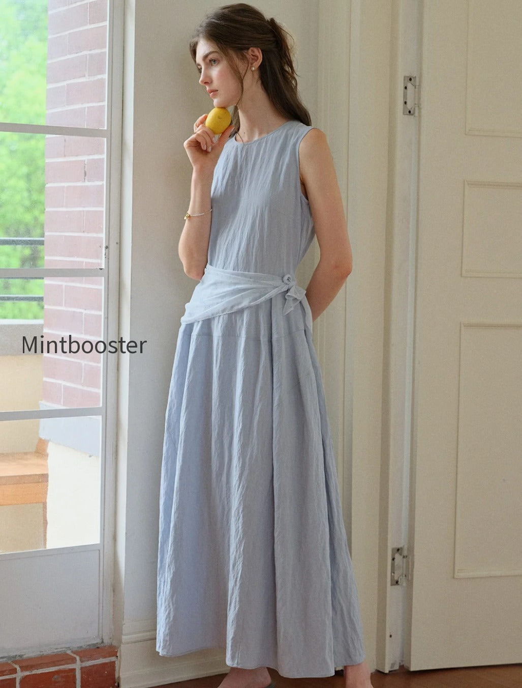 maci-round-neck-simple-dress