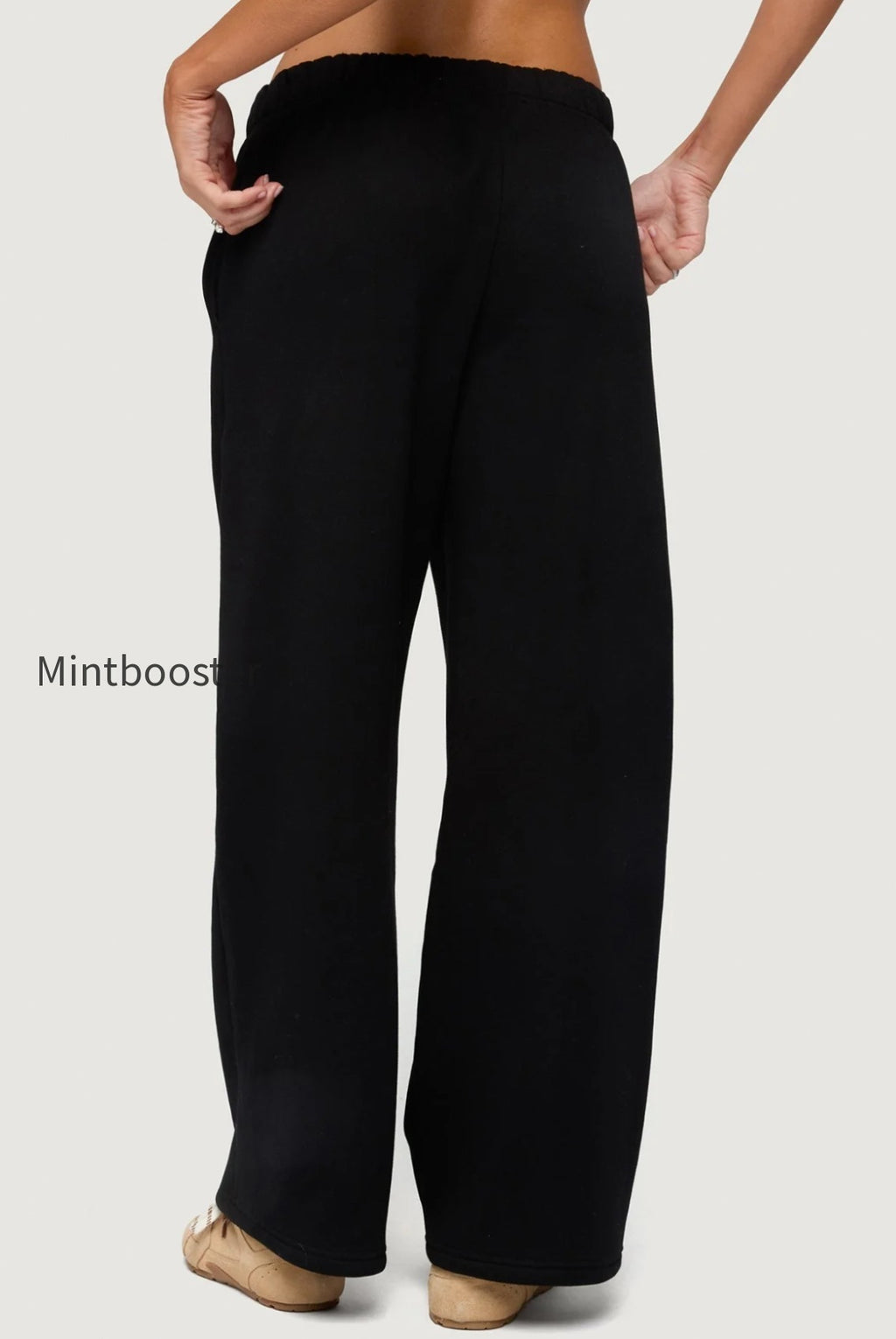 s22102_black