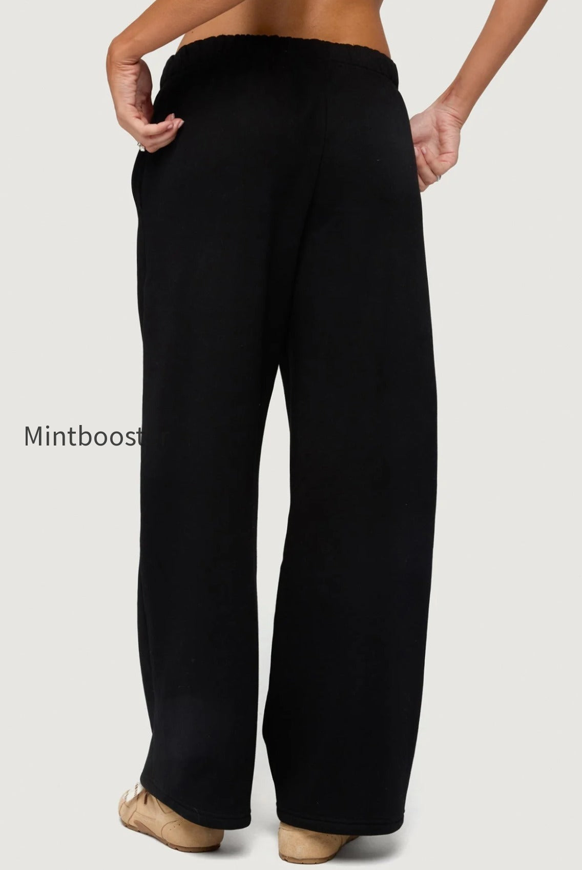 s22102_black
